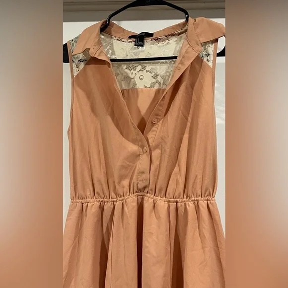 Forever 21 Peach Lace Dress with sheer lining underneath. - Picture 3 of 7